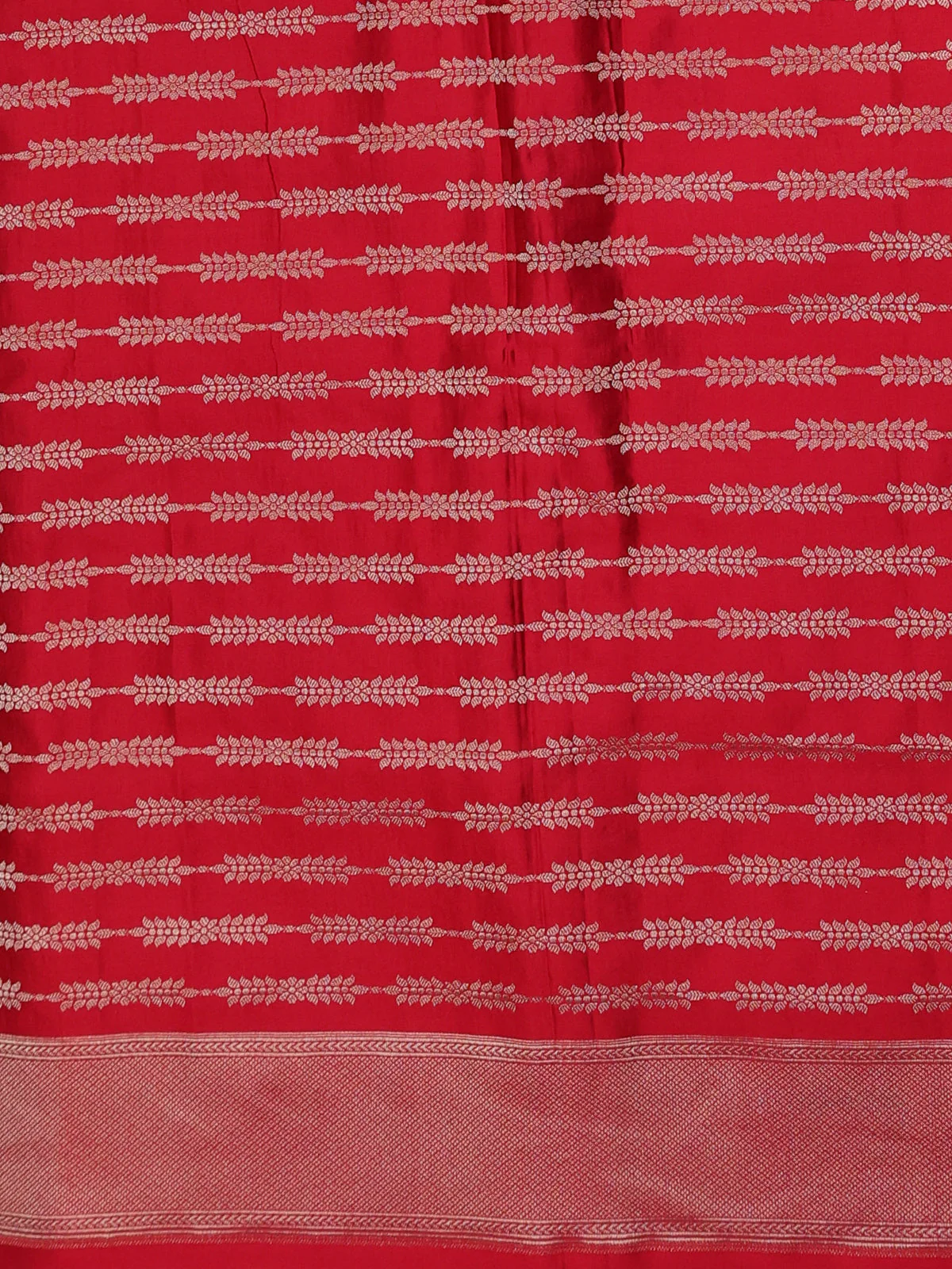 Red Banarasi Tanshoi Silk Saree - Image 3