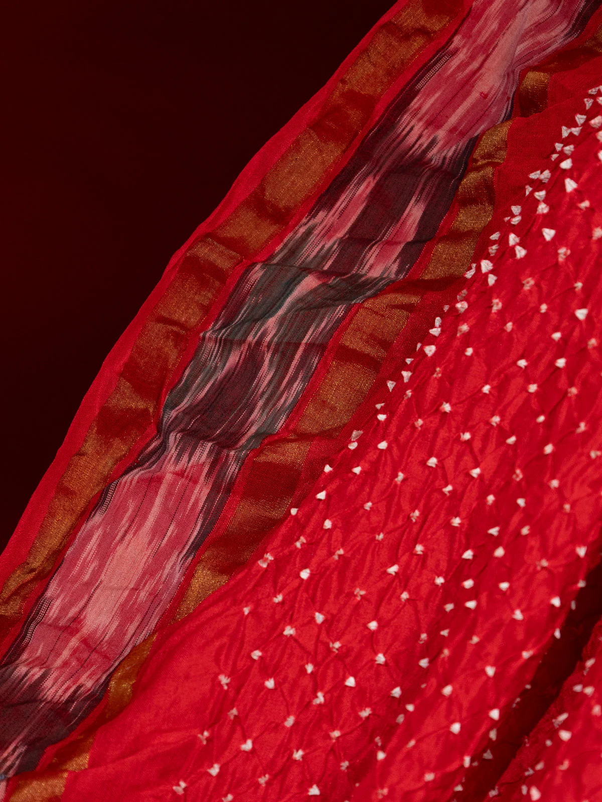 Red Tussar Silk Saree With Bandhej And Kantha Work - Image 3