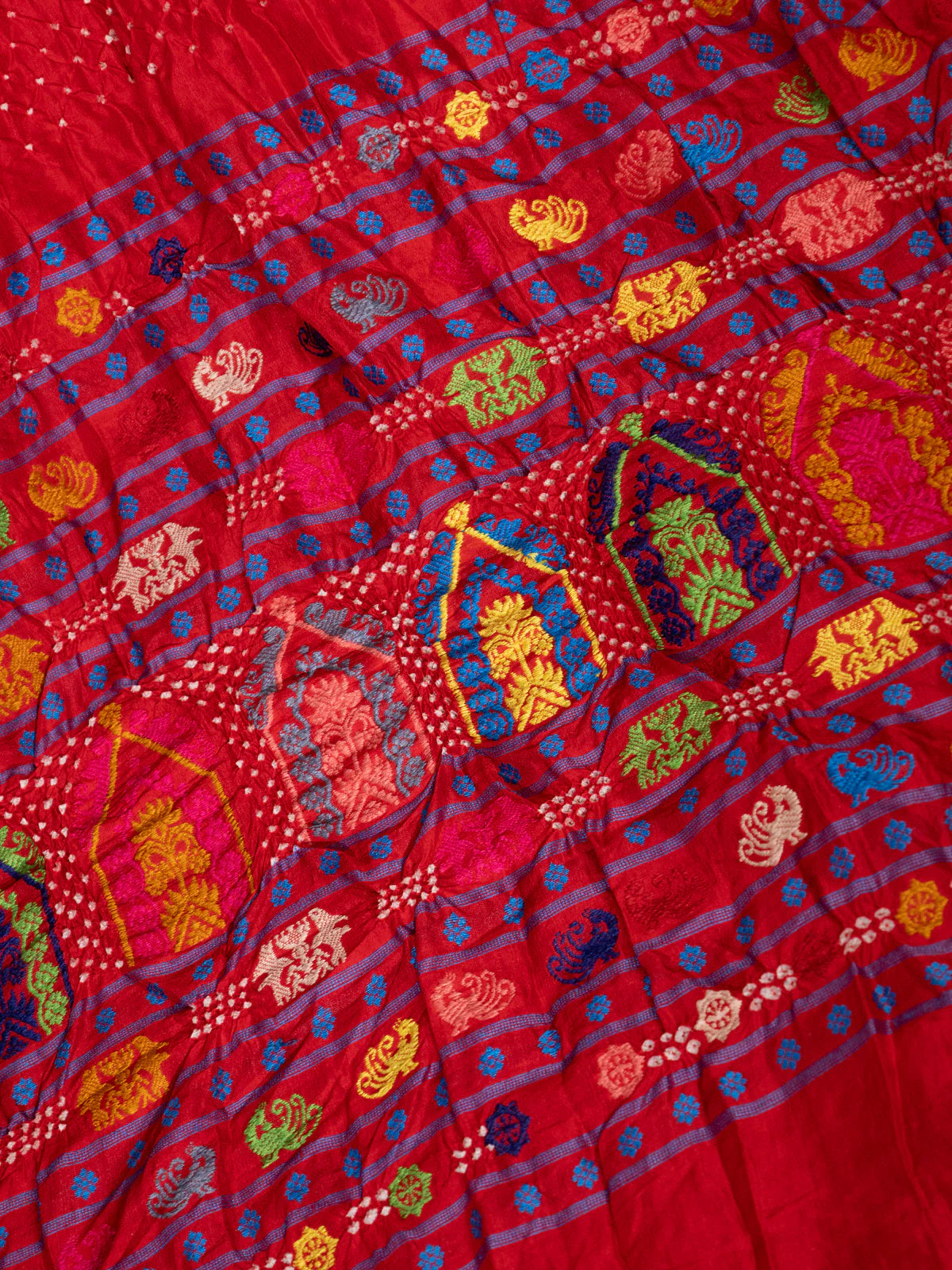 Red Tussar Silk Saree With Bandhej And Kantha Work - Image 4