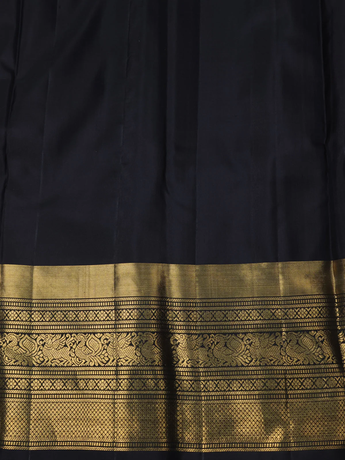 Red -Black Pure Kanchipuram Silk Saree - Image 4