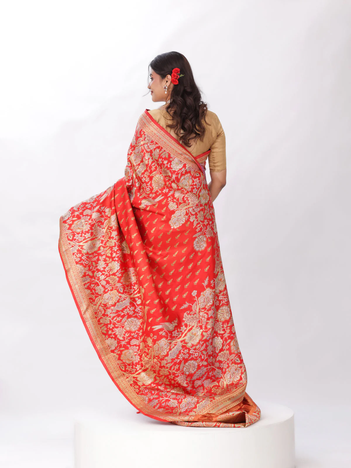 Red Kanchipuram Silk Saree - Image 5