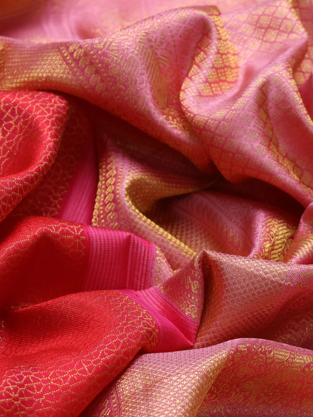 Red-Light Pink Pure Kanchipuram Silk Saree - Image 3