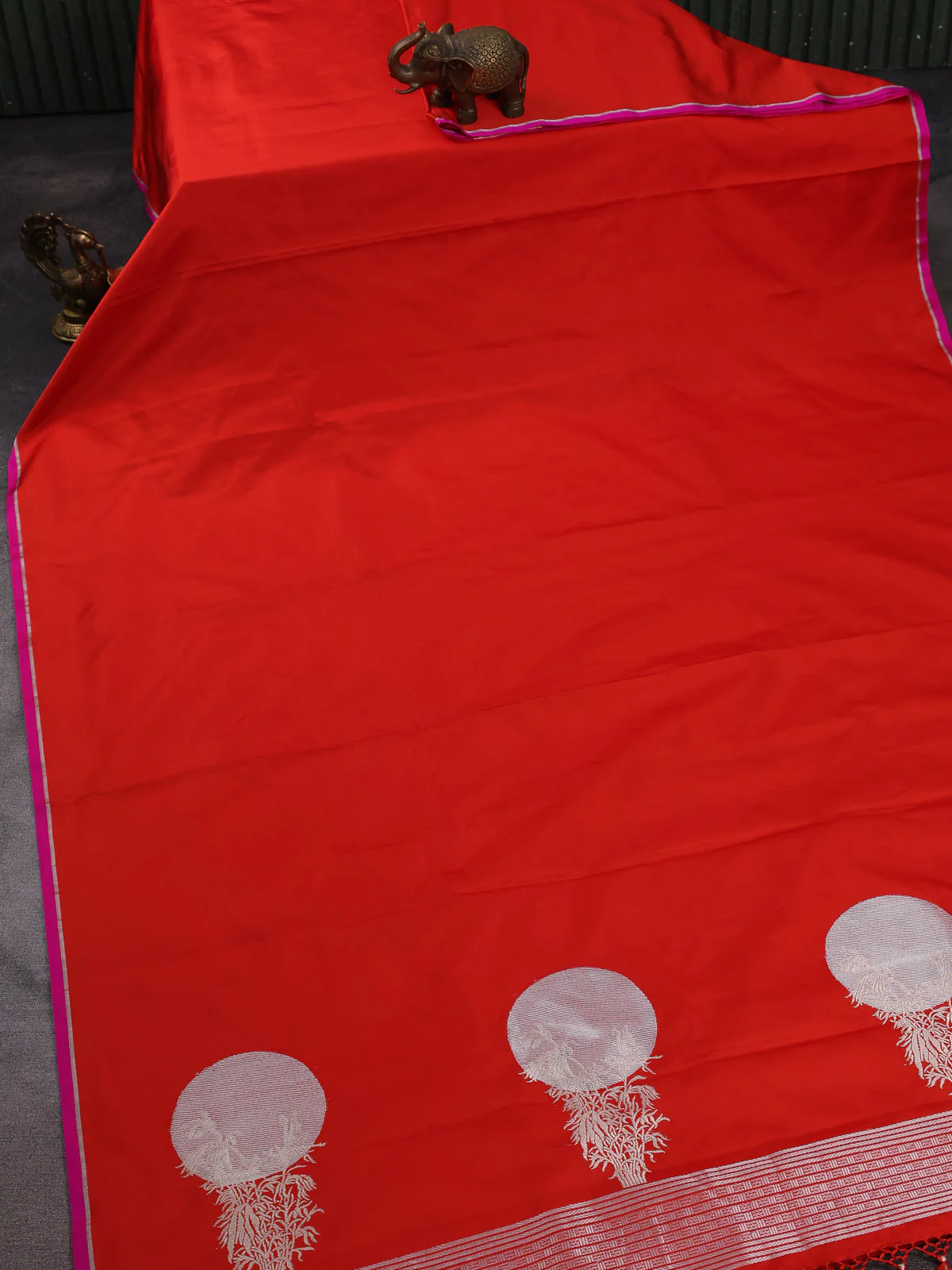 Red - Pink Banarasi Mushru Silk Saree - Image 2