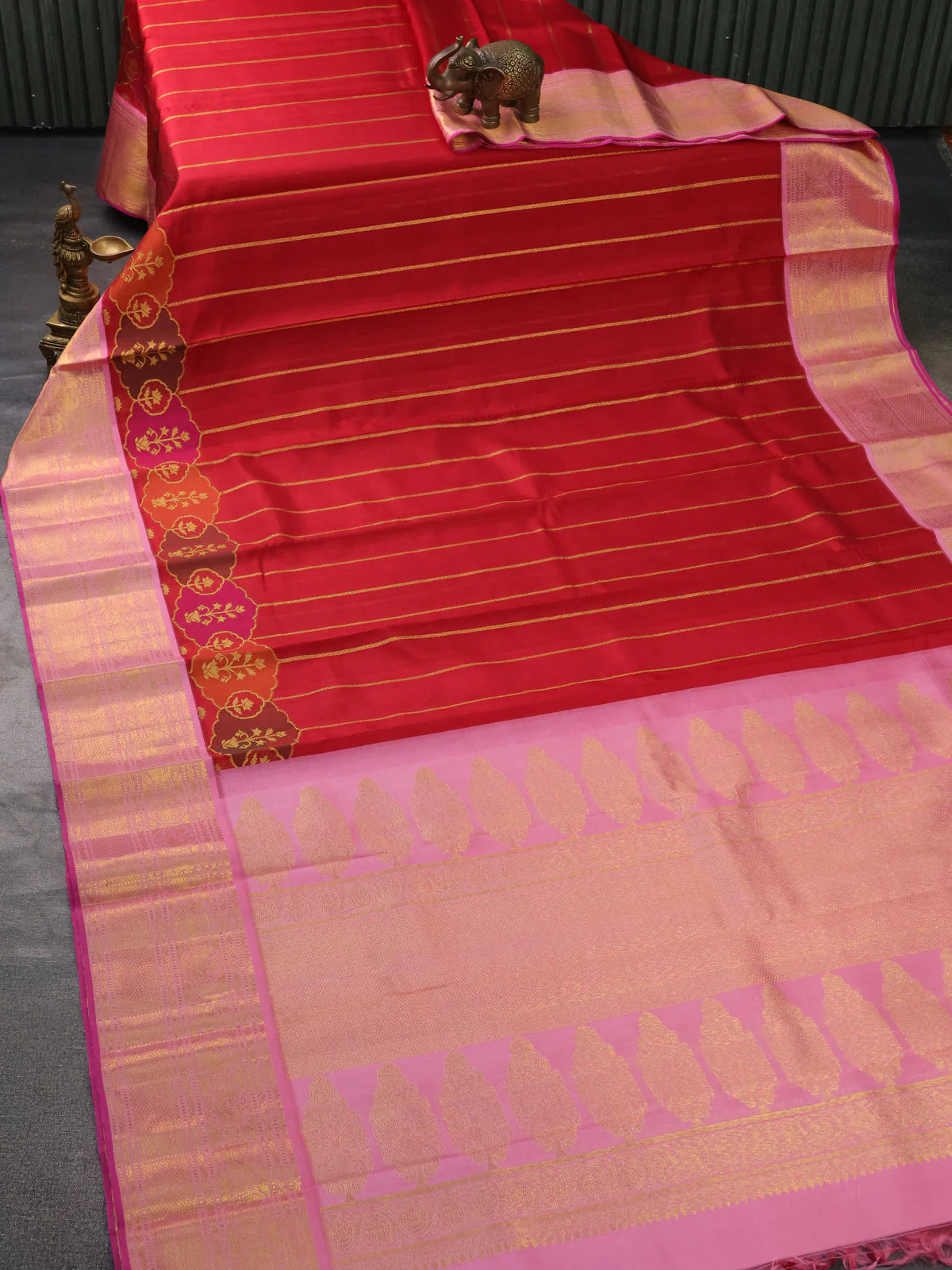 Red-Pink Kanchipuram Silk Saree - Image 2