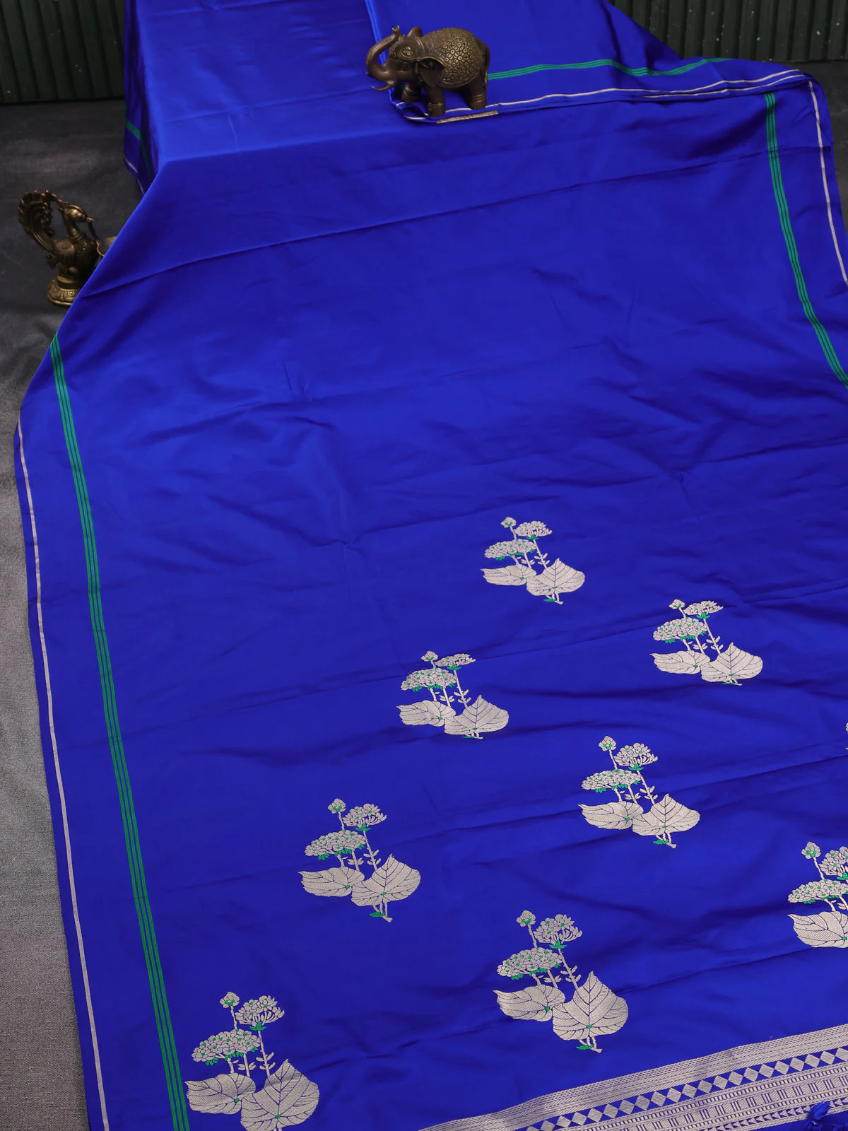 Royal Blue Banarasi Mushru Silk Saree - Image 2