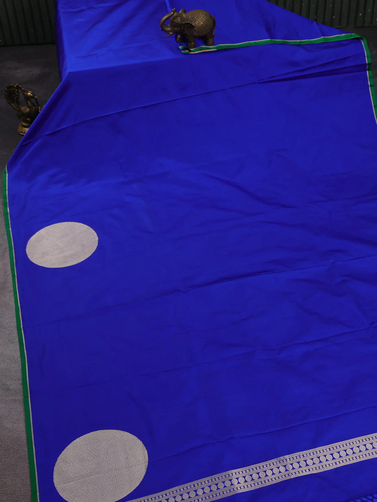 Royal Blue - Green Banarasi Mushru Silk Saree - Image 2