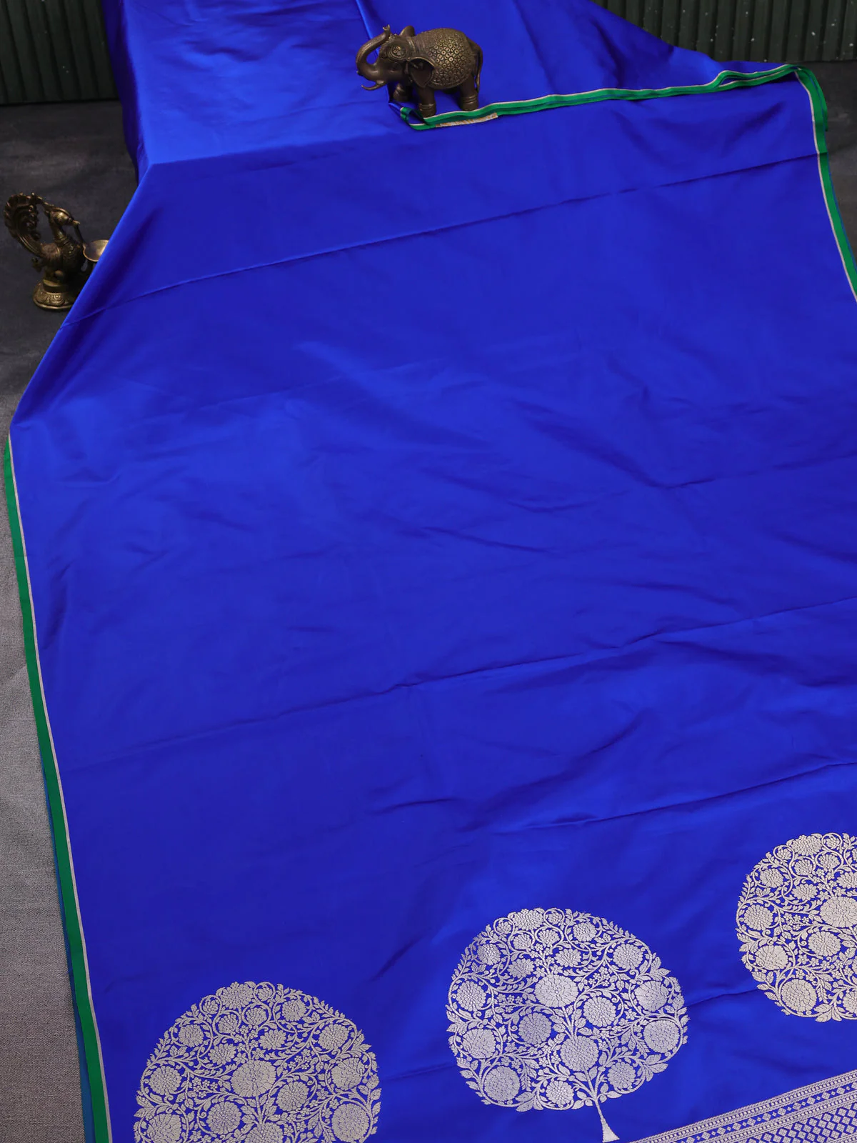 Royal Blue - Green Banarasi Mushru Silk Saree - Image 2