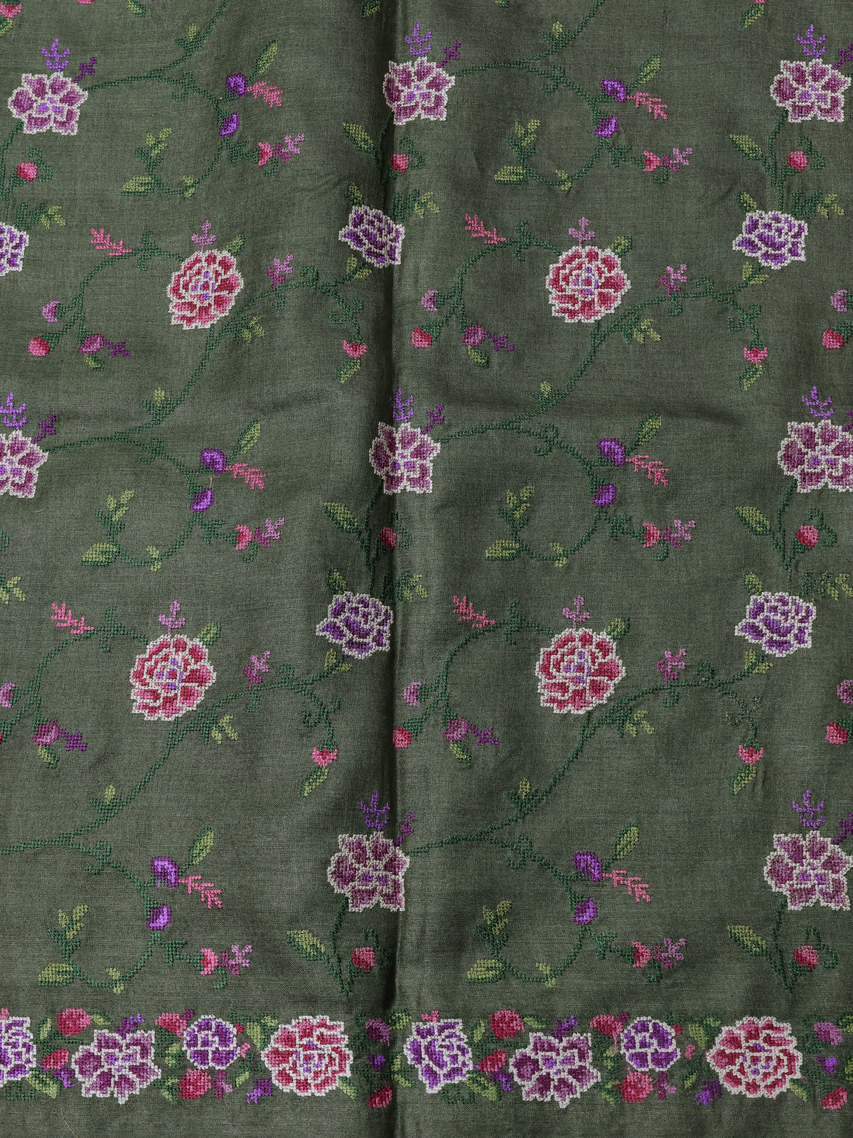 Sap Green Tussar Silk Saree - Image 4