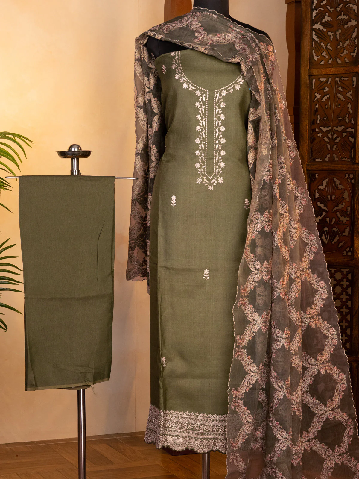 Sap Green Tussar Unstitched Suit - Image 5