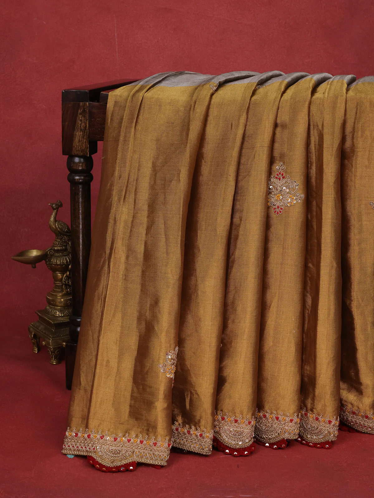 Silver -Gold Tissue Saree With Embroidery Readymade Blouse - Image 6