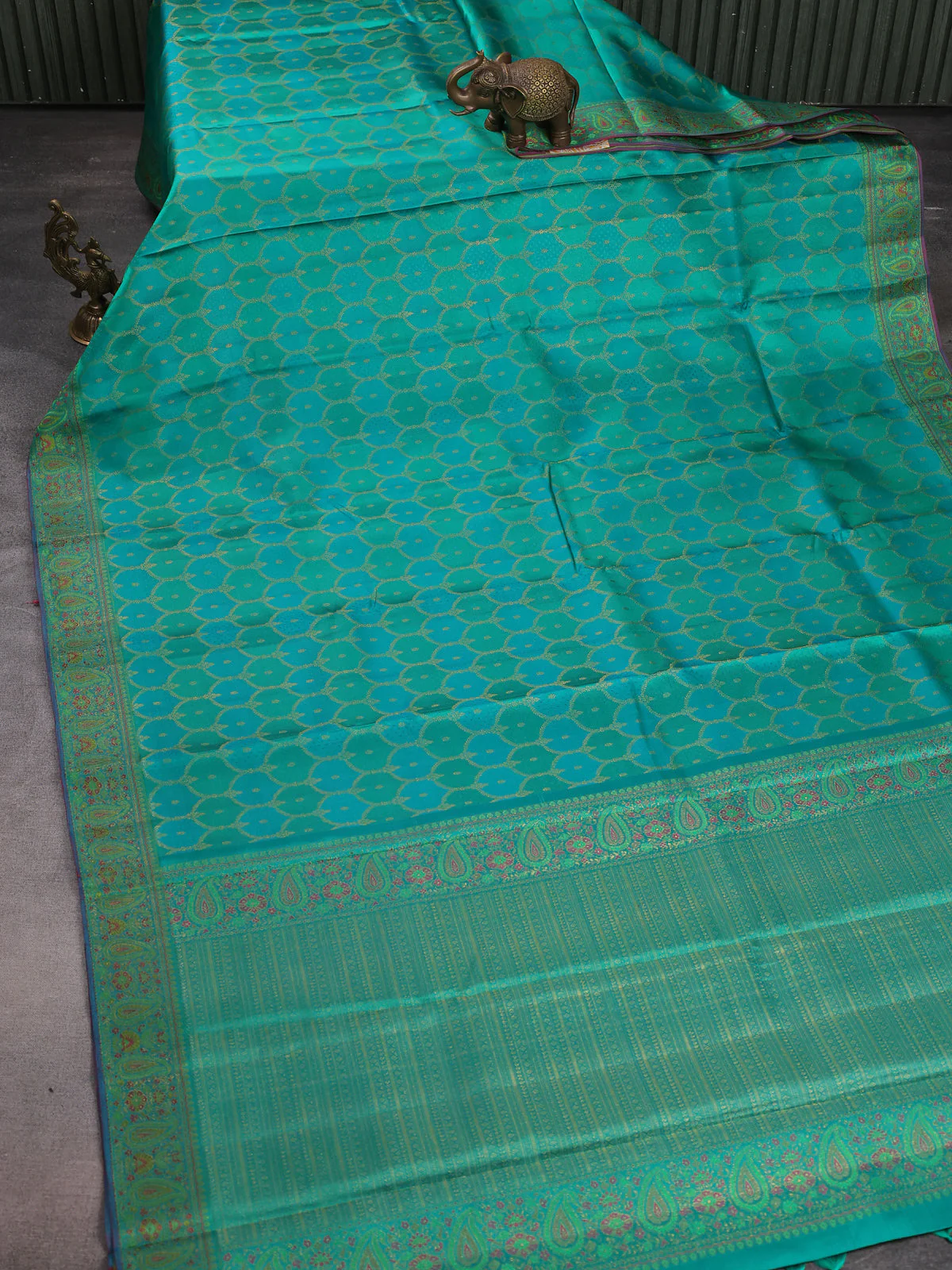 Teal Green Pure Kanchipuram Silk Saree - Image 2