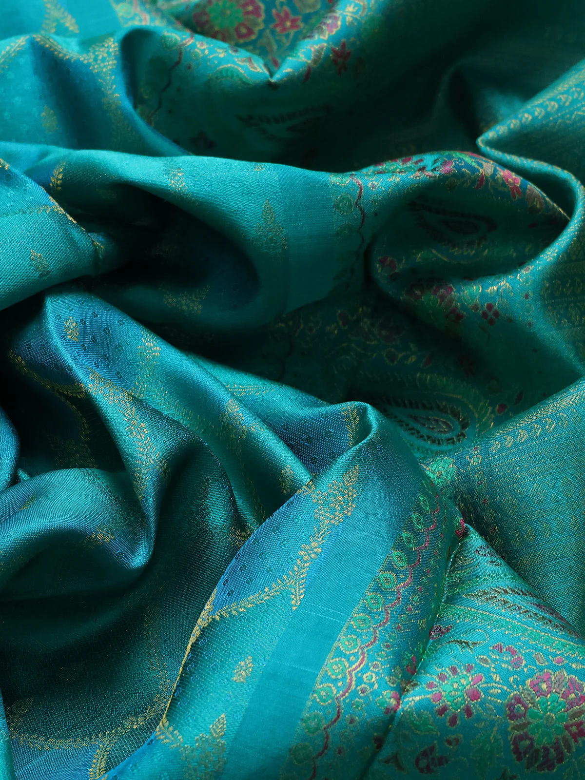 Teal Green Pure Kanchipuram Silk Saree - Image 3