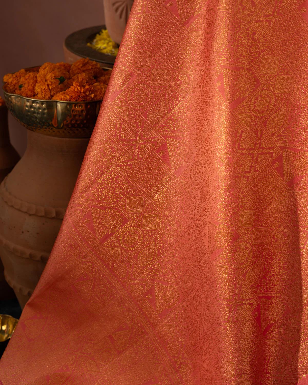 Lavender - Pink Tissue Kanchipuram Silk Saree With Long & Short Zari Border - Image 3