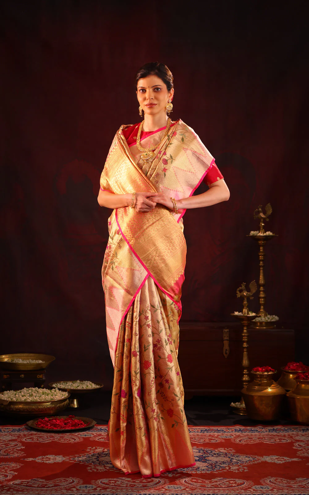 Golden Tissue Kanchipuram Silk Saree With Floral Embroidery - Image 5
