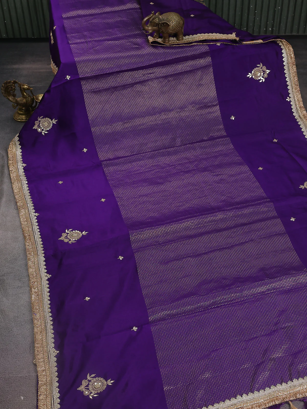 Violet Chiniya Silk Saree With Embroidery Readymade Blouse - Image 3