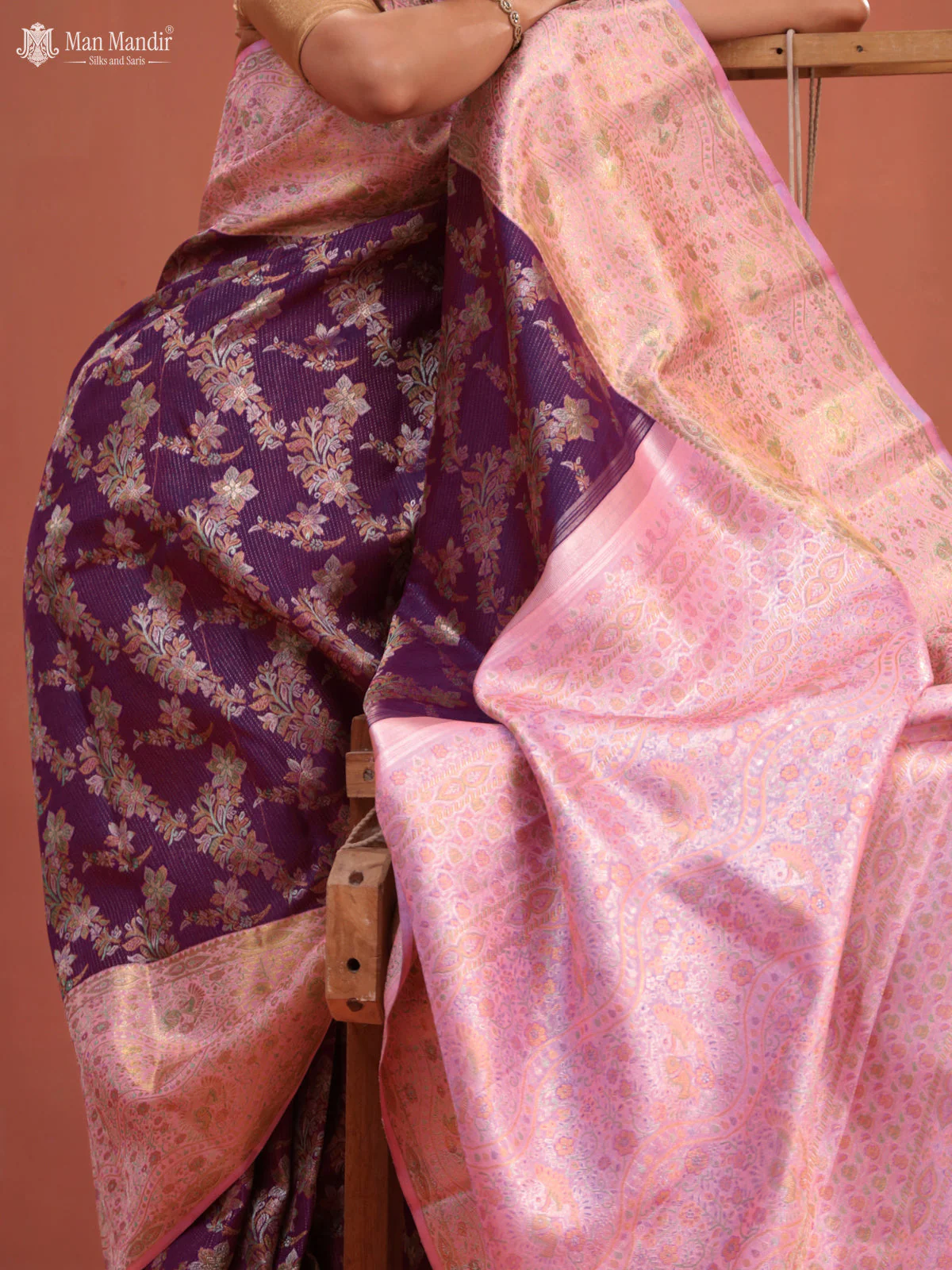 Wine Shade - Light Pink Kanchipuram Silk Saree - Image 3