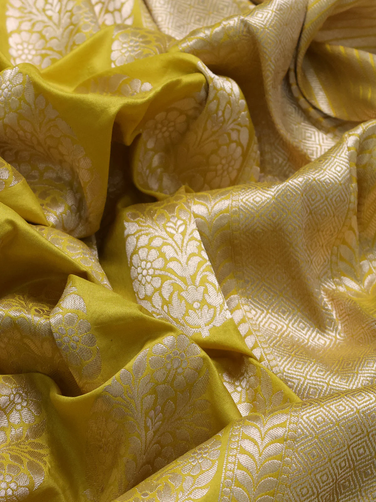 Yellow Banarasi Silk Saree - Image 3