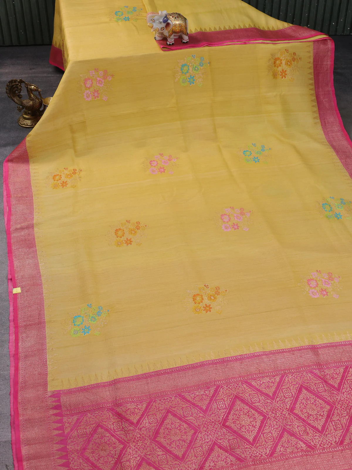Yellow-Pink Banarasi Khaddi Tussar Saree - Image 2