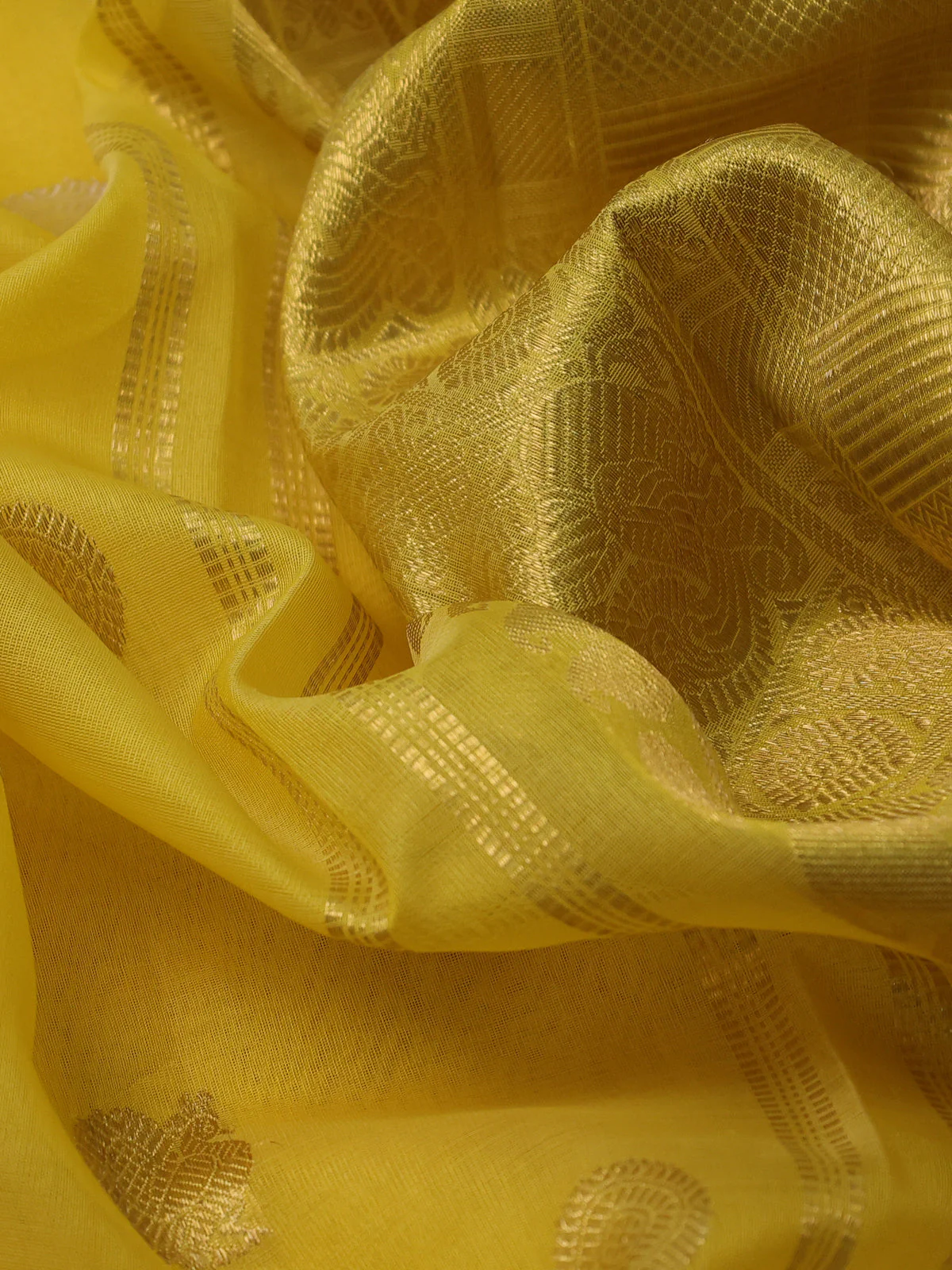 Yellow & Pink Kanchipuram Kora Silk Saree With Silver & Gold Zari Buttas Rich Zari Border - Image 3