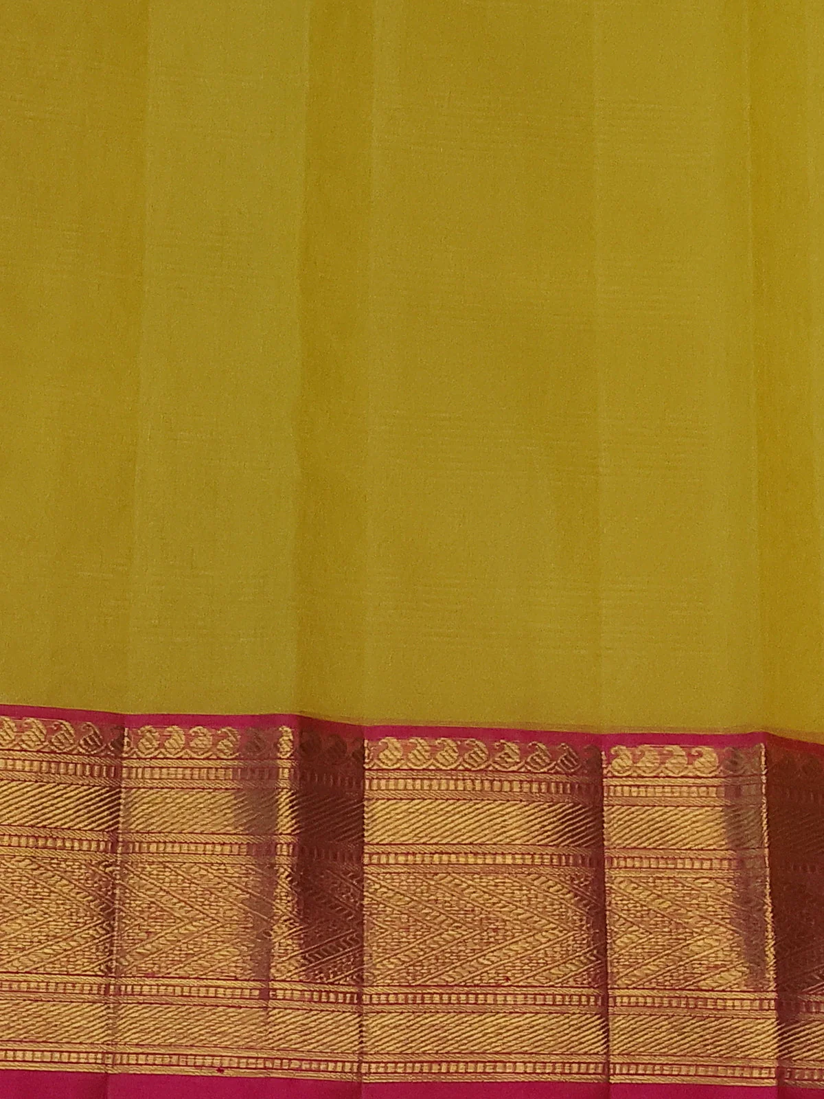 Yellow & Pink Kanchipuram Kora Silk Saree With Silver & Gold Zari Buttas Rich Zari Border - Image 4