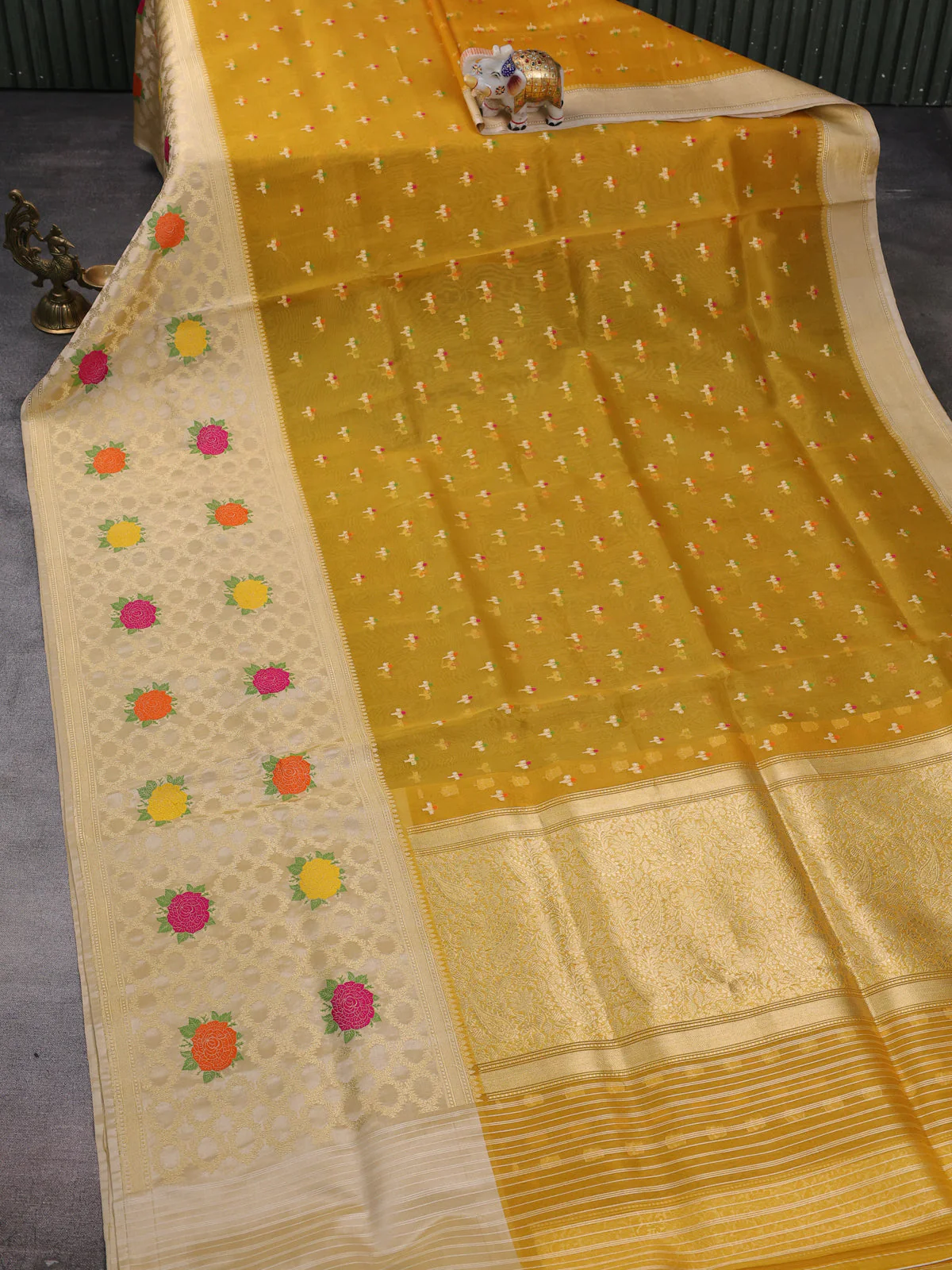 Yellow-Sandal Banarasi Kora Saree - Image 2