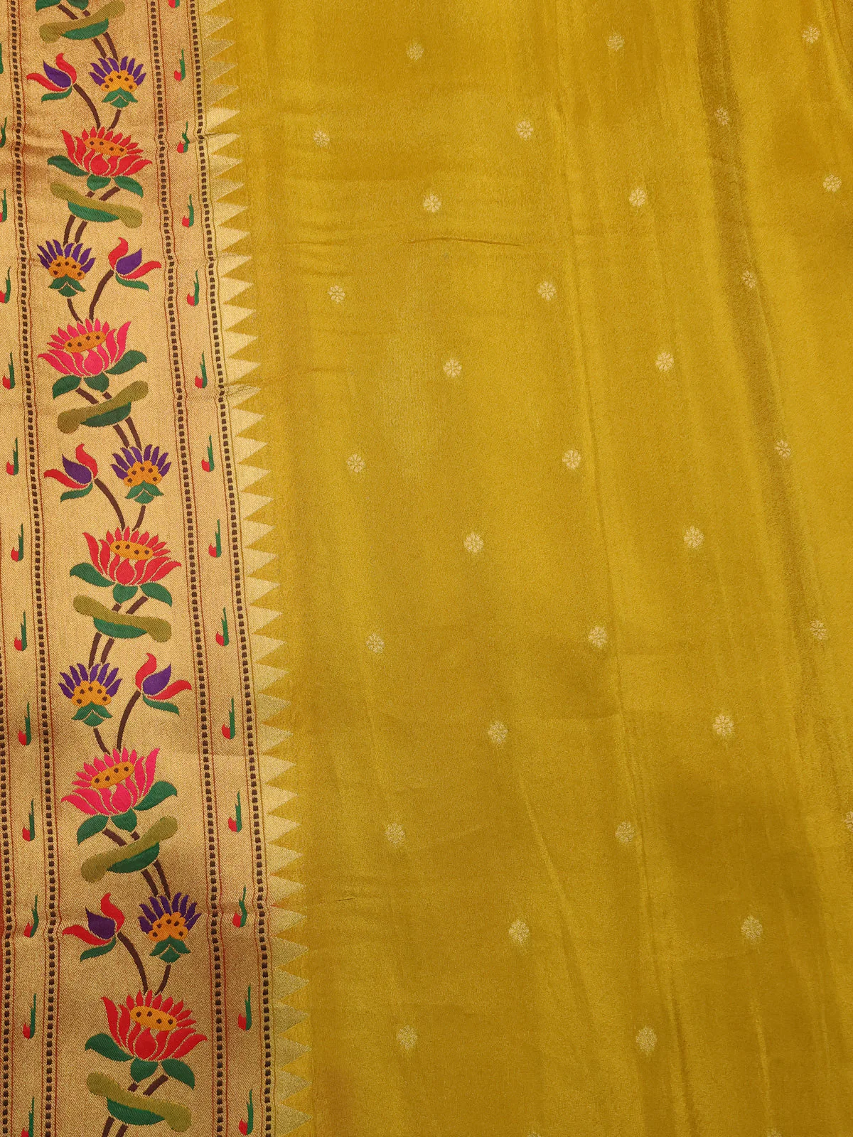 Yellow Tissue Silk Saree With Embroidery Butta & Paithani Style Border - Image 4