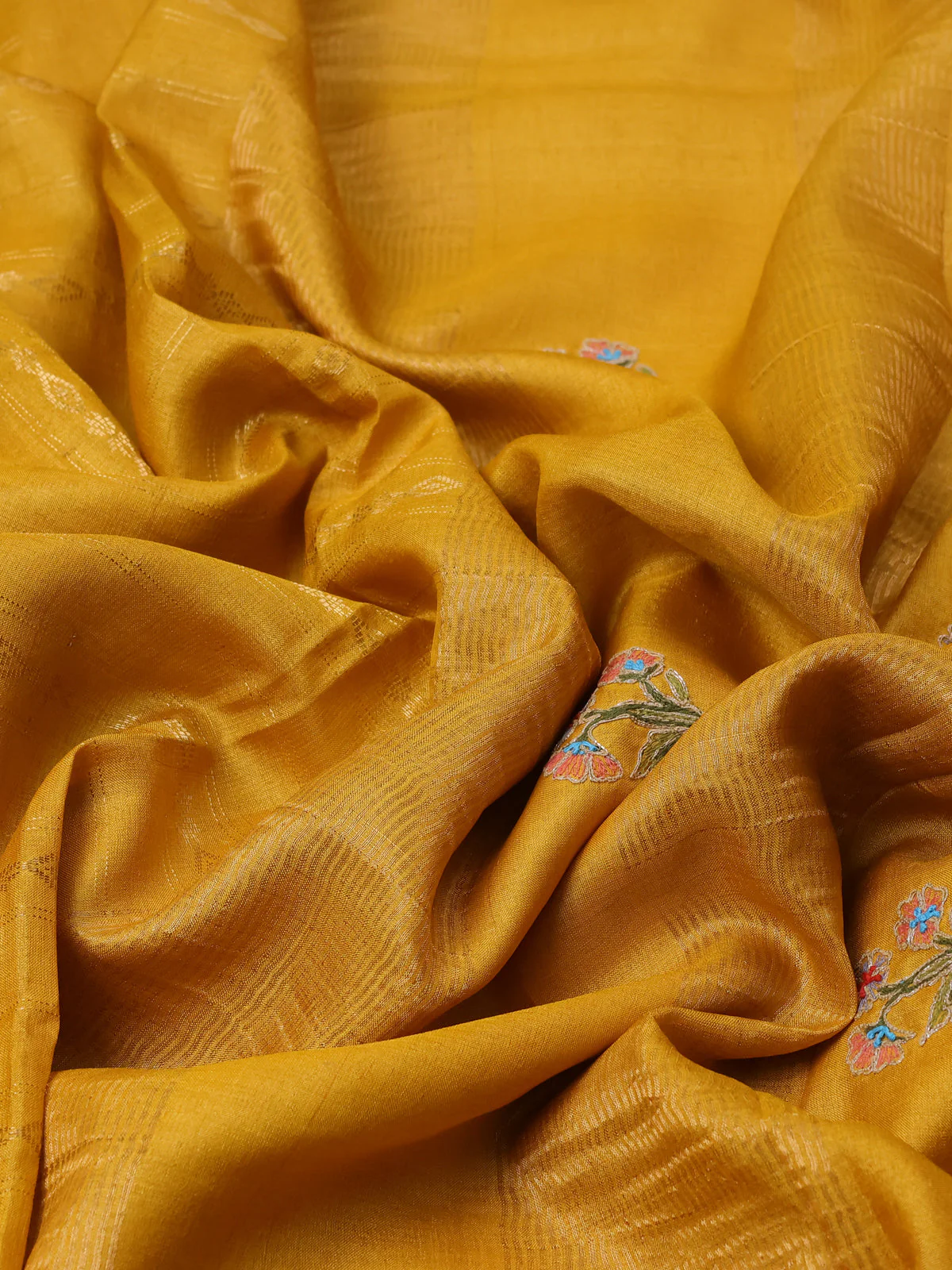 Yellow Tussar Silk Saree - Image 3