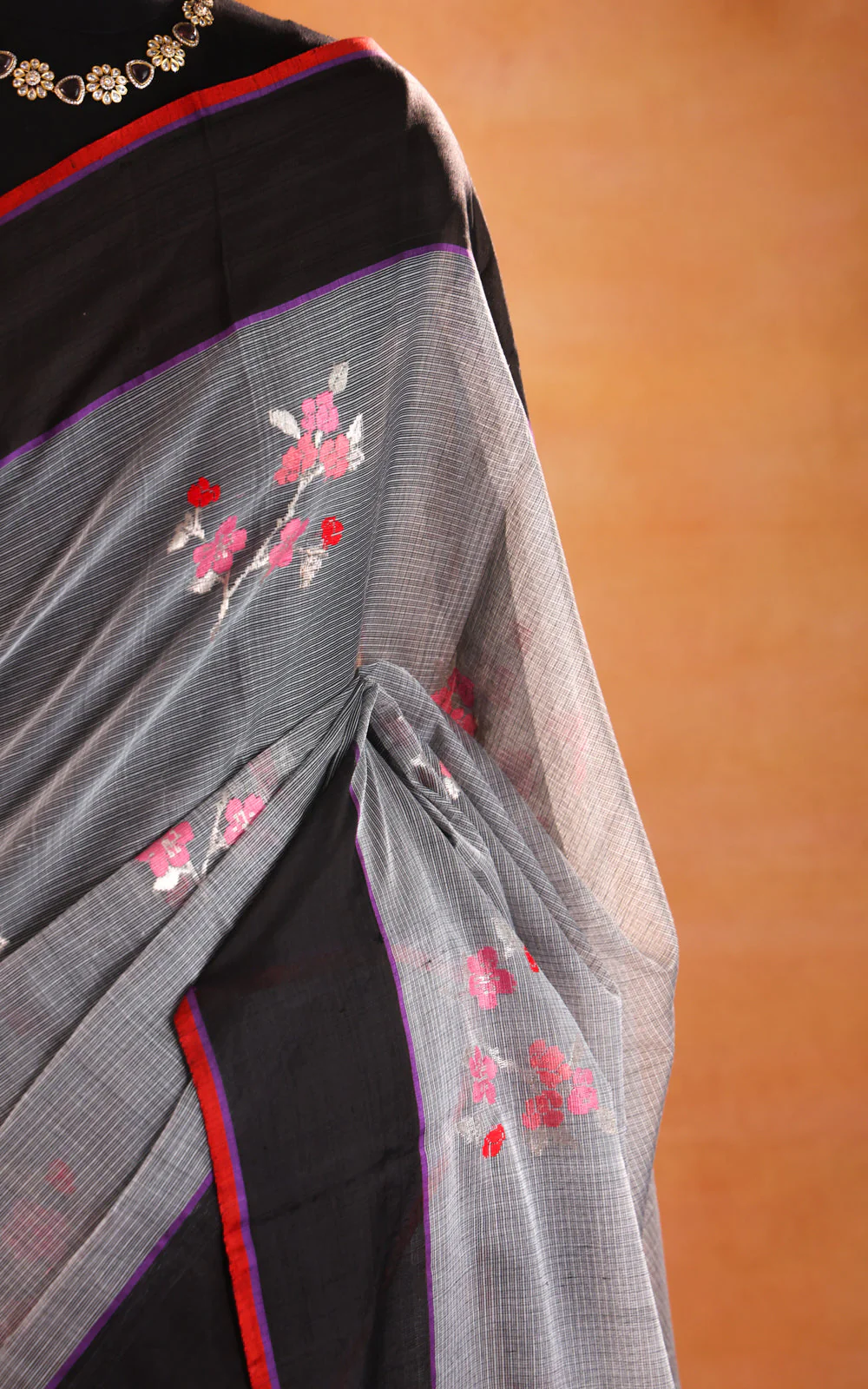 Grey & Black Zari Kota Saree With Jamdani Weaves - Image 6