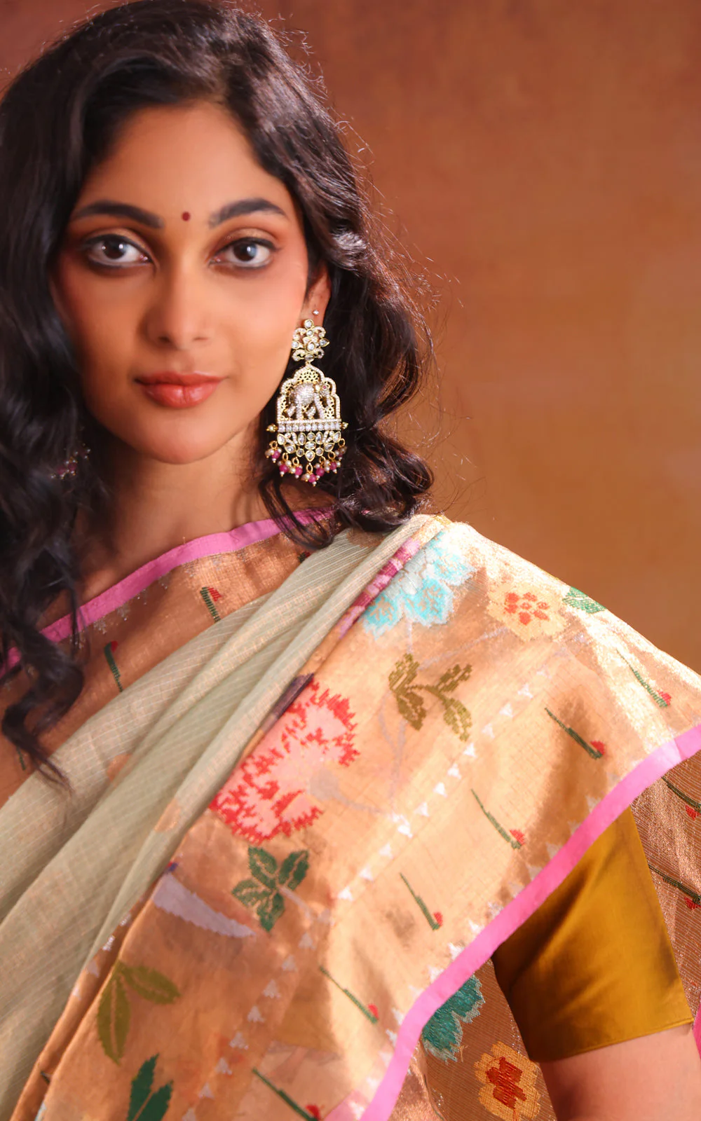 Pastel Green Zari Kota Saree With Skirt Type Border - Image 4
