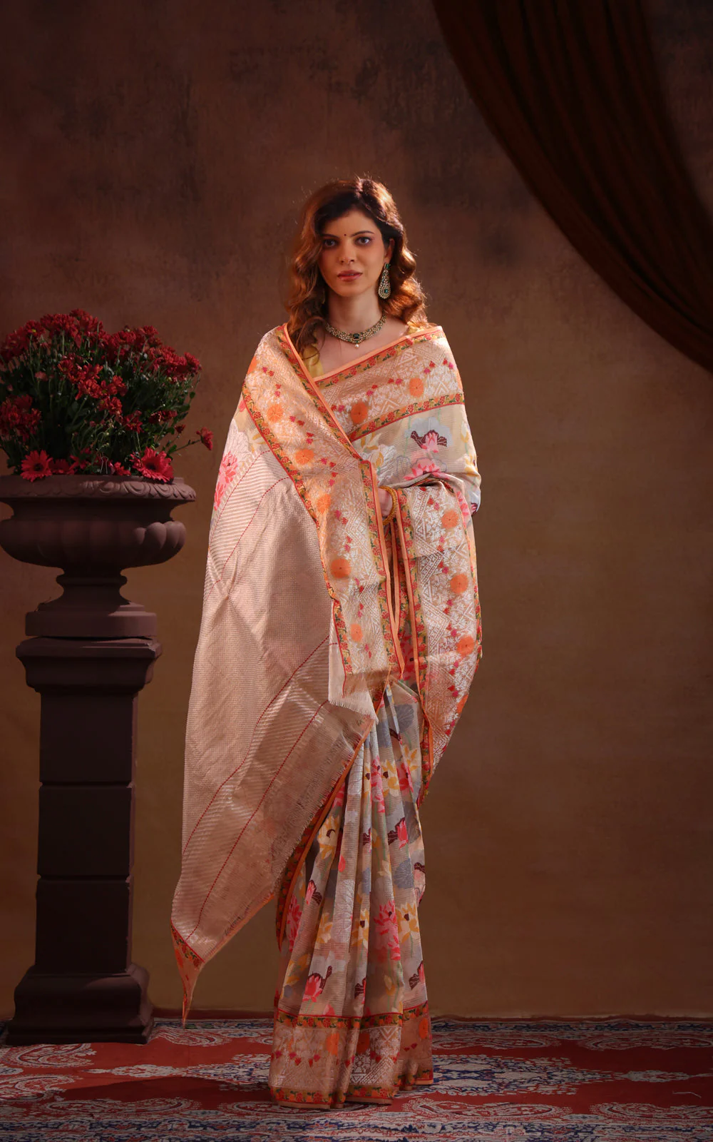 Pastel Grey Zari Kota Saree With Jamdani Weaves - Image 5